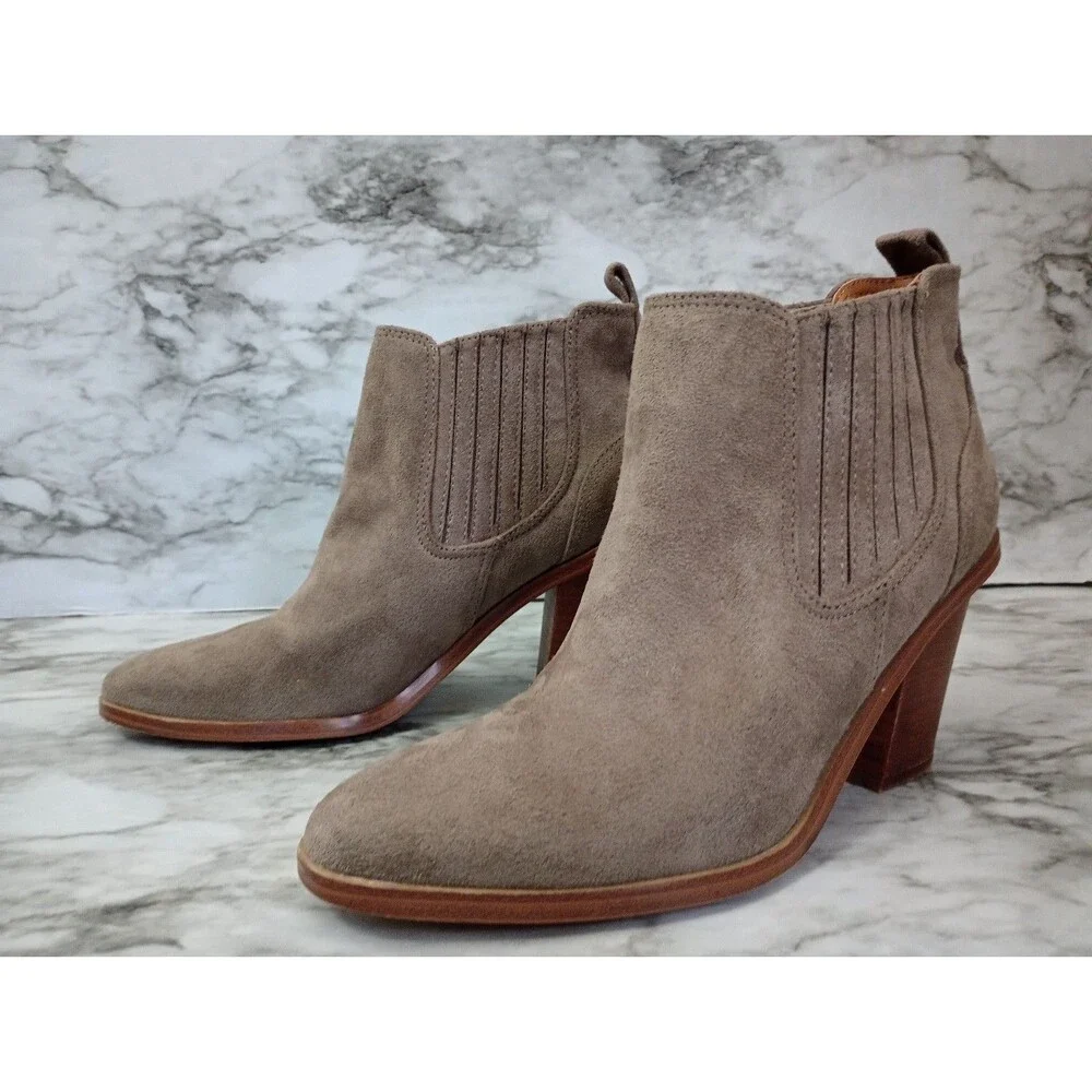 Nine West Faux Suede Grey Ankle Boots Size 6.5M